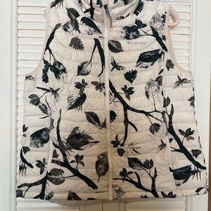 Columbia White and Dark Green Floral Puffer Vest